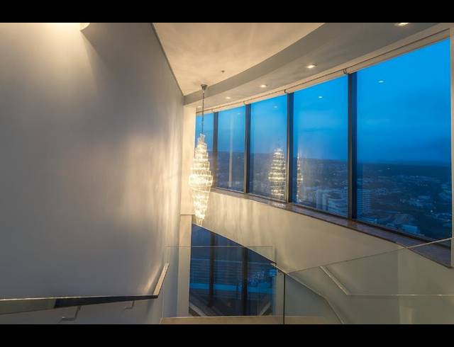 3 BEDROOM APARTMENT FOR SALE IN UMHLANGA RIDGE